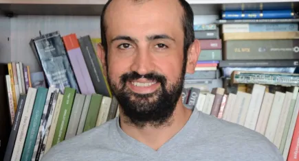 Bir hayalin peşinde Haliç’ten Van Gölü’ne: Çok Uzak Bir Deniz