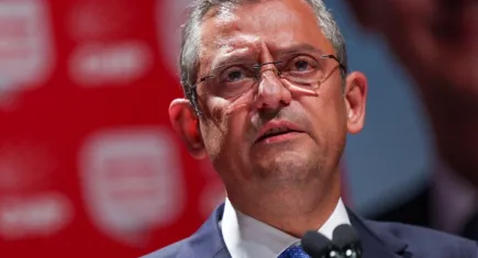 CHP lideri Özel: Bahçeli ile DEM’in tokalaşması, Türkiye’de kutuplaşmayı azaltır
