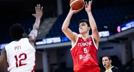 Petkimspor, genç basketbolcuyu transfer etti