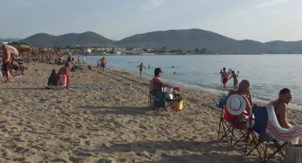 Balıkesir'de deniz sezonu henüz kapanmadı