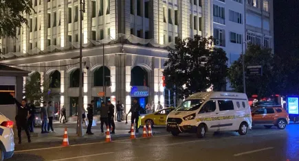 Husumetlilerin kavgası kanlı bitti: Yaralılar var