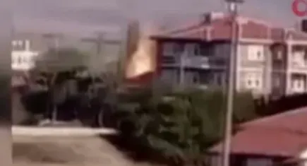 Başkentte korku dolu anlar: Doğalgaz borusu bomba gibi patladı!