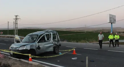 Öğretmenleri taşıyan araç kaza yaptı: Ölü ve yaralılar var