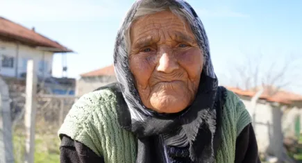 Türkiye’nin en yaşlı insanı Arzu nine, 117 yaşında yaşamını yitirdi