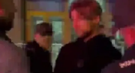 Ukrayna’da erkekler gözaltına alındı 