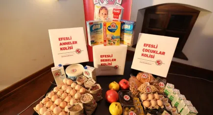 Efes Selçuk Belediyesi’nden vatandaşlara sağlıklı gıda desteği