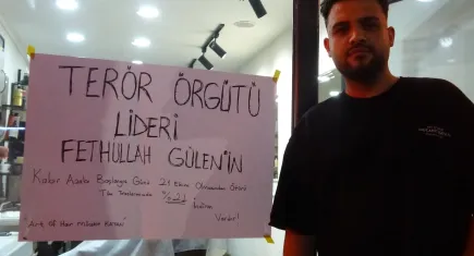 Kuaföründen FETÖ elebaşının ölümüne özel indirim