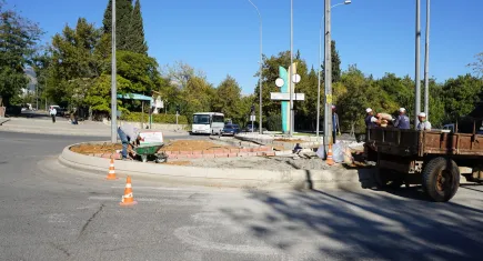 Kahramanmaraş'ta kavşaklar yenileniyor