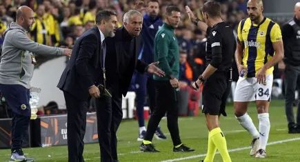 Jose Mourinho'ya kırmızı kart