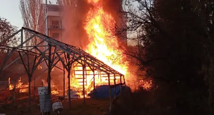 Giresun’da depo yangını!
