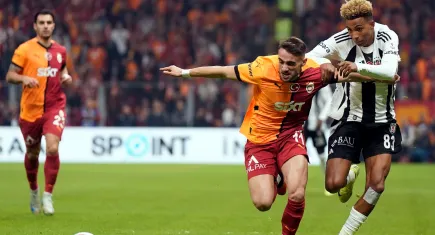 Trendyol Süper Lig: Galatasaray: 1 - Beşiktaş: 0 (İlk yarı)