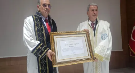 Hulusi Akar'a fahri doktora unvanı