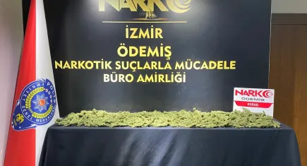 İzmir haber: Ödemiş’te polis tarafından durdurulan araçtan yasaklı madde çıktı