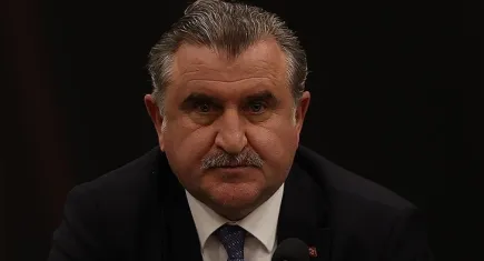 Bakan Bak: Yasa dışı bahisle ilgili yoğun çalışma içerisindeyiz