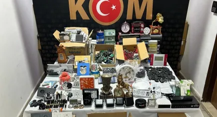 "Casus kamera" operasyonu: 2 gözaltı