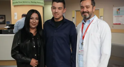 Ameliyatla boyu uzadı, özgüveni yerine geldi