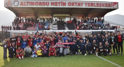İzmir derbisini Altınordu kazandı