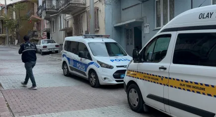 Hayırsız evlat annesini defalarca bıçaklayarak öldürdü!