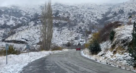 İzmir haber: Mevsimin ilk karı düştü