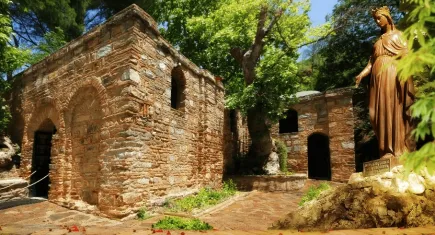 Selçuk Kent Konseyi’nden Meryem Ana Evi otoparkı için bakanlığa çağrı
