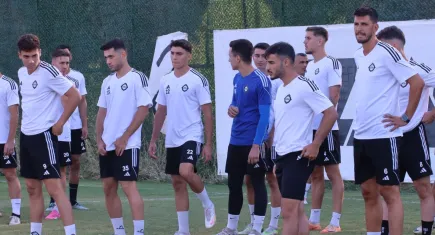 Altay, evinde yok