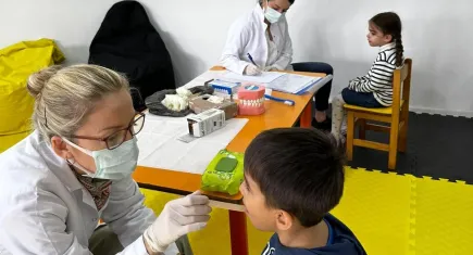 Miniklere ağız ve diş sağlığı eğitimi