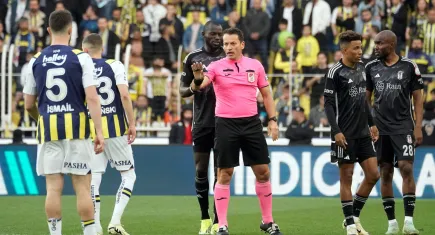 Süper Lig'in kaderini belirleyecek derbi: Gözler kalecilerin üzerinde!