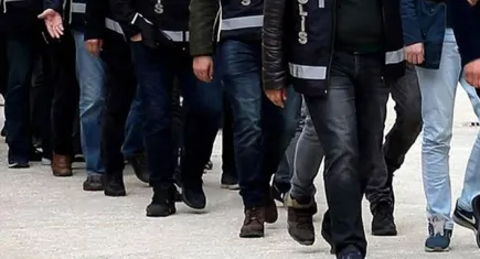 Emniyetten zehir tacirlerine operasyon: 5 kişi tutuklandı