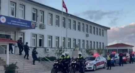 İzmir haber: 10 yıl hapis cezası ile aranan cinayet zanlısı yakalandı