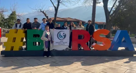 SUBÜ Geyve MYO öğrencileri Bursa'nın tarihî ve doğal zenginliklerini keşfetti