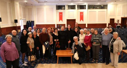 Huzurevinde ‘müzik' şöleni yaşandı