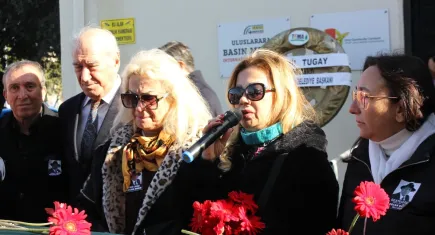 İzmir Gazeteciler Cemiyeti'nden Ercan Doğu'ya veda