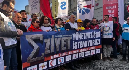 Sağlık emekçileri anlatıyor… İş bırakma eyleminin ilk gününde neler oldu?