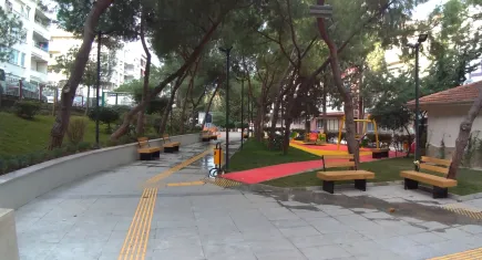 Karabağlar’da hizmet dört duvar arasında kalmıyor