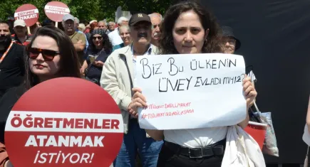 Eğitim-Sen: Ataması yapılmayan öğretmenler işsiz öğretmenler ordusuna katıldı