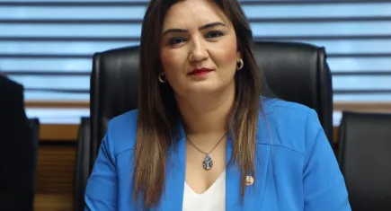 İzmirli Vekil Kılıç, ölüm yıldönümünde Kamer Genç'i andı