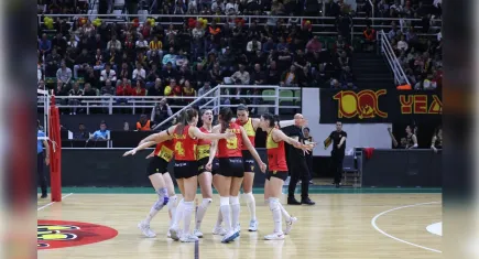 İzmir'in Sultanları evinde Beykoz Belediyespor'u ağırlıyor