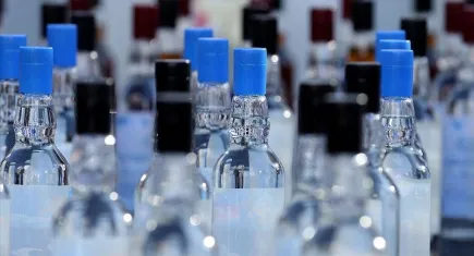 Sahte alkol operasyonunda son bir ayda 7 bin litre alkol ele geçirildi!