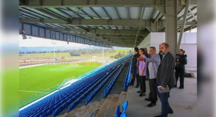 Karabağlar Uzundere Atatürk Gençlik ve Spor Merkezi çalışmalarında sona gelindi