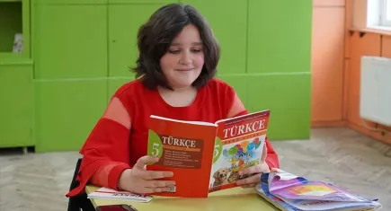 Eğitim-Sen’den anadili mesajı: Fiili engellerin bir an önce kaldırılmasını talep ediyoruz