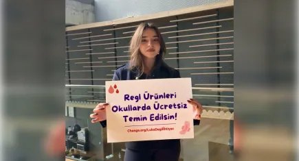Yeni bir kampanya: Okullarda Regl Ürünleri Ücretsiz Temin Edilsin… Lüks Değil İhtiyaç