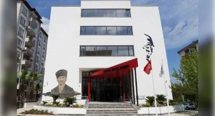 Gaziemir 8 Mart’ta sahneye çıkıyor