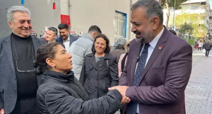 Aslanoğlu, sıkılmadık el bırakmamak için sahada
