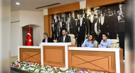 Başkan Yıldız’dan milli hassasiyet: Elini, kolunu, bacağını kırarım