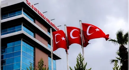 Doğalgaz ve imar sorununun çözümüne Bayraklı meclisinden onay
