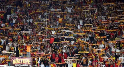 Gürsel Aksel'de ilk yarıda gol sesi yok! 