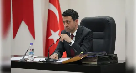 Bayraklı Belediyesi’nde Şerh Raporu krizi: İhalelerde usulsüzlük iddiaları!