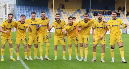 Menemen FK, evinde galip 