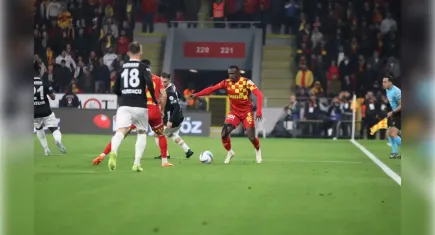 Göztepe- Gaziantep maçında ilk yarıda eşitlik var