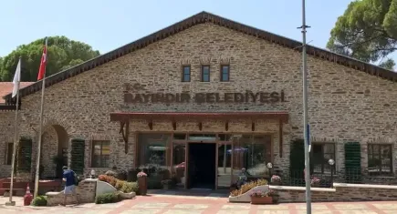 Bayındır Belediyesi’nden 57 milyonluk satış 